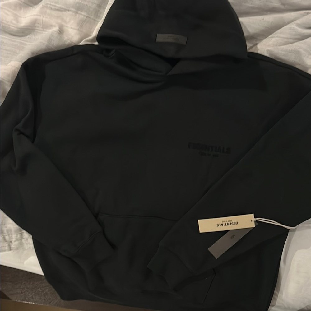 BNWT Men’s Medium Essentials Fear of God Black Stretch Limo Hoodie